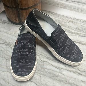 Olukai Sneakers 7.5 Women’s Pehuea Pa’i Black Slip On Loafer Shoes 20360-40XK